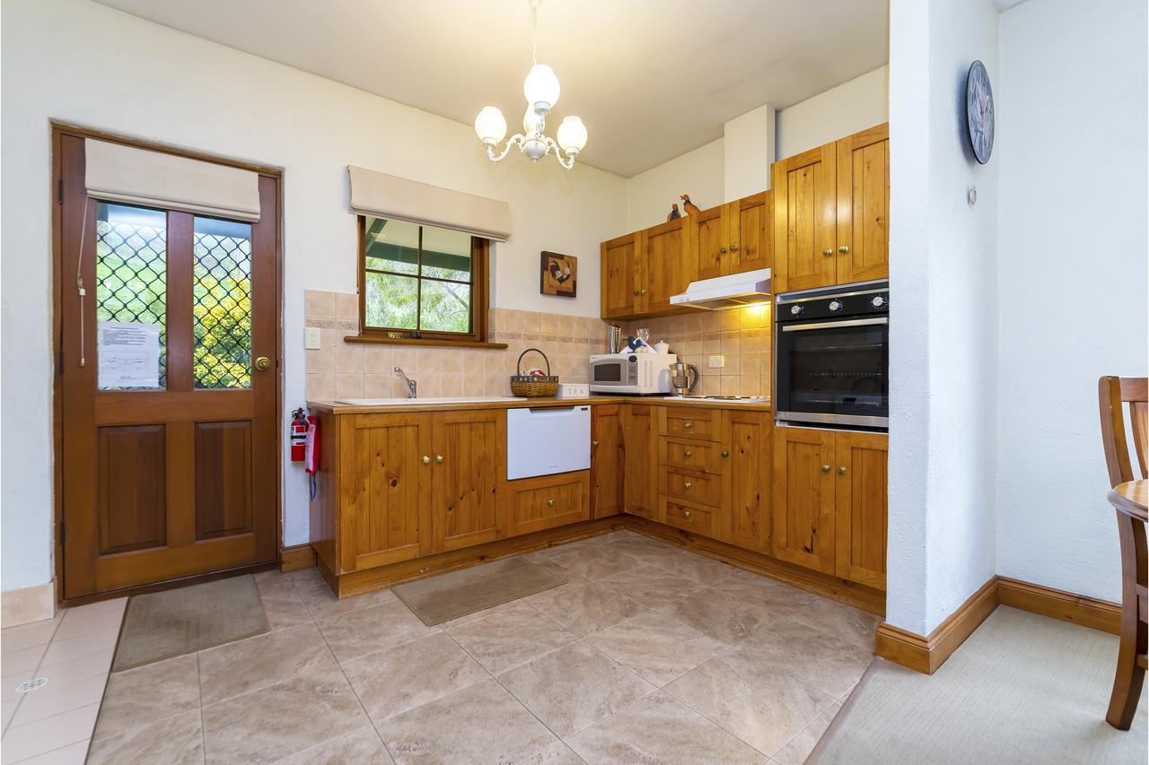 Country Pleasures Bed And Breakfast Angaston Eksteriør bilde